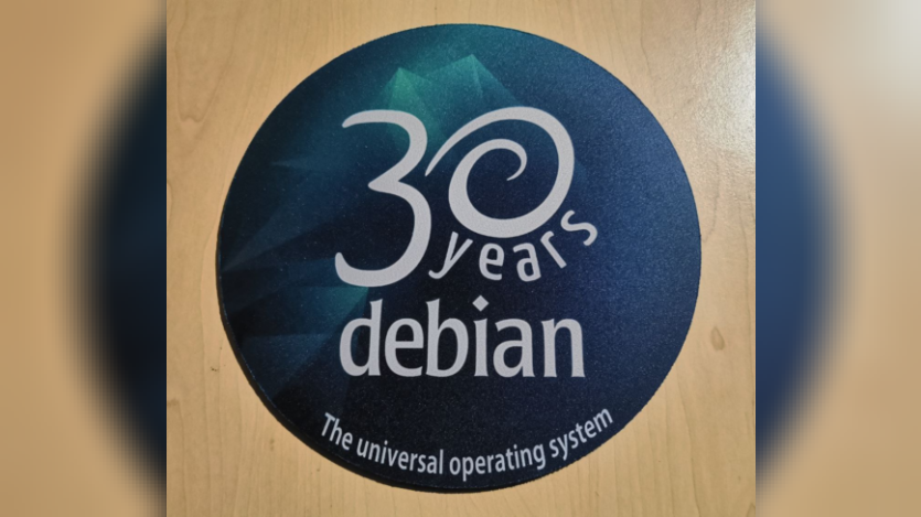 30 years of Debian