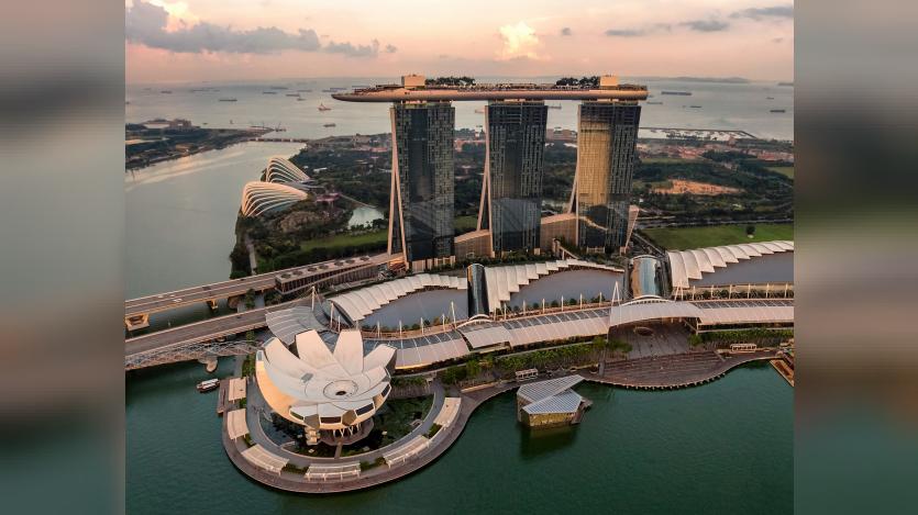 Marina Bay Sands, Singapore in Sunset