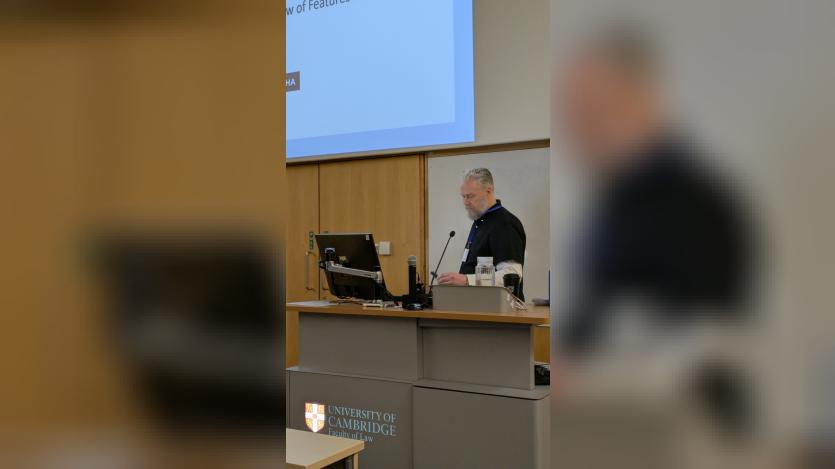 Gareth Alexander presenting at DrupalCamp England