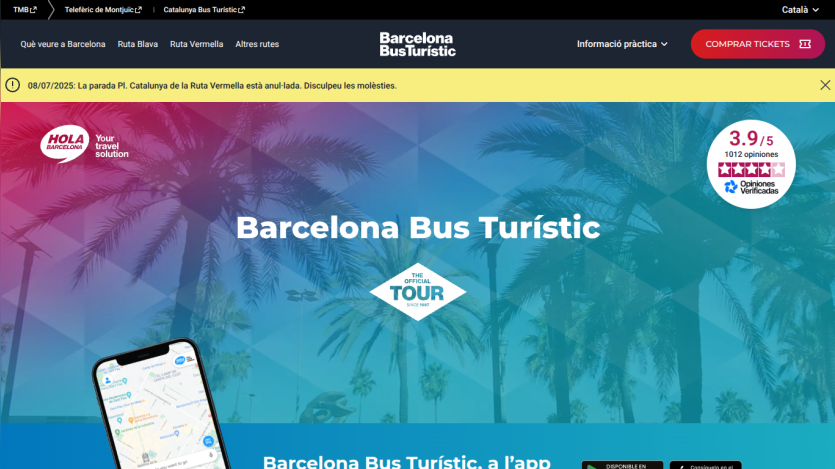 Barcelona Bus Turístic homepage with navigation, announcement banner, and tour promotion with rating and app download options