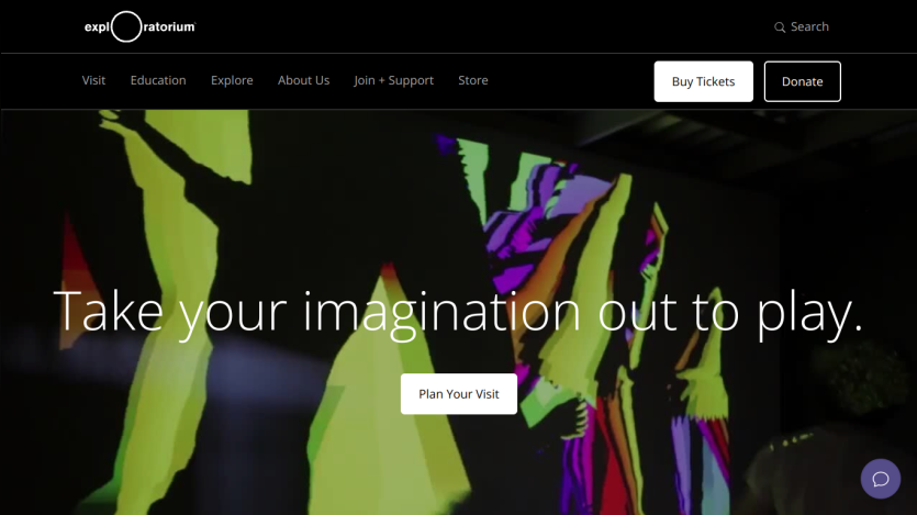 Homepage featuring vibrant visuals with a call to action to plan a visit.
