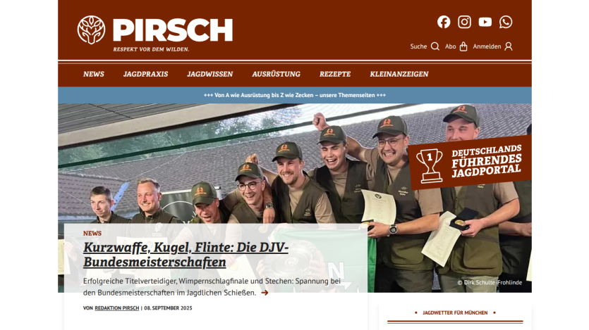 Homepage of PIRSCH featuring a news headline and a group of people in outdoor attire.
