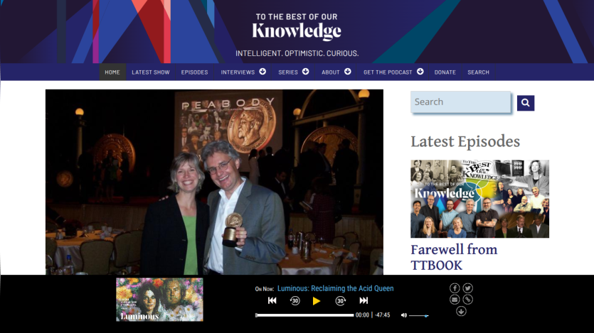 Podcast website header with navigation and hero image of two people holding an award, plus latest episodes and search bar