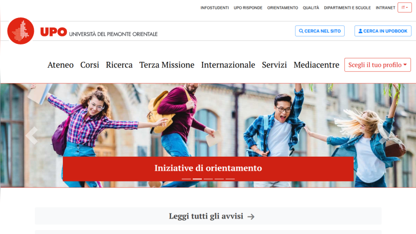 University homepage with navigation menu, orientation initiatives banner, and button to read all notices