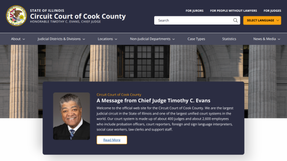 Circuit Court of Cook County homepage with message from Chief Judge Timothy C. Evans and navigation menu