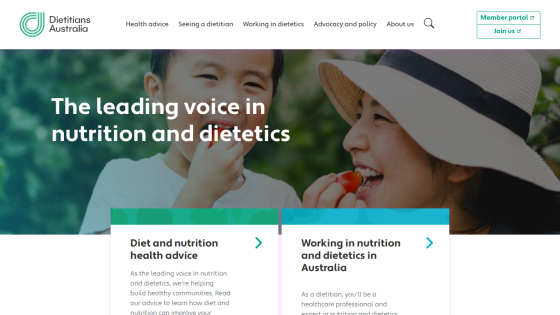 Dietitians Australia homepage with navigation and hero section promoting nutrition and dietetics