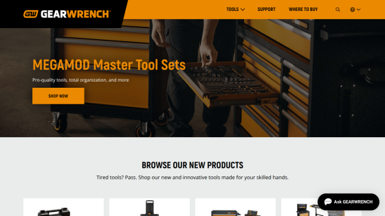 GearWrench homepage featuring Megamod Master Tool Sets with navigation and product browsing options