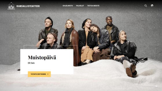 Theater website featuring a group of actors in winter clothing promoting the play Muistopäivä by Elli Salo with navigation links and a call-to-action button.