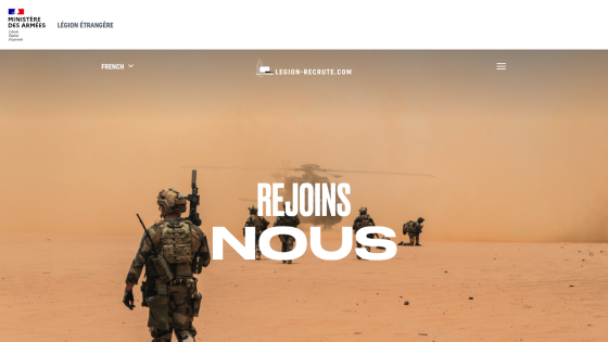 French Foreign Legion recruitment site with soldiers in desert and text 'Rejoins Nous'