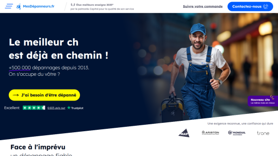 French repair service website with headline about best glazier on the way, call to action button, and technician image.