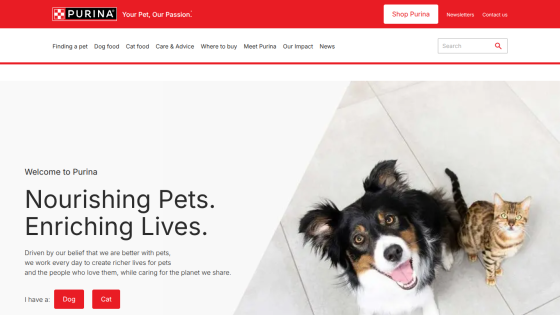 Homepage featuring pets with the tagline 'Nourishing Pets. Enriching Lives.'