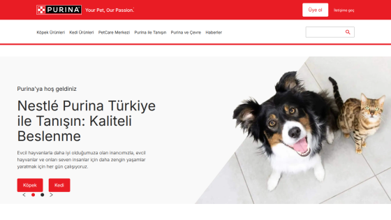 Nestlé Purina Turkey homepage with welcome text about quality pet nutrition and buttons for dog and cat products, plus dog and cat image
