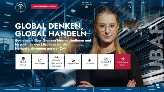 Homepage featuring the slogan 'GLOBAL DENKEN, GLOBAL HANDELN' and navigation options.