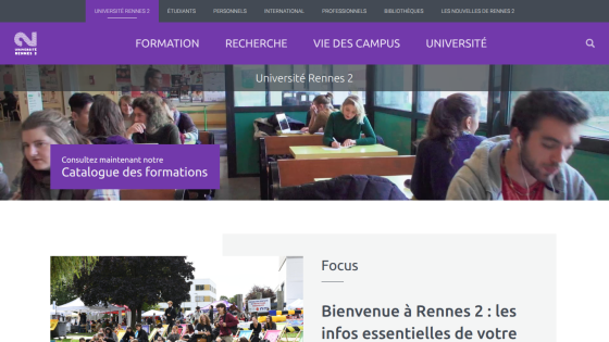 University Rennes 2 homepage featuring students and key information about programs.