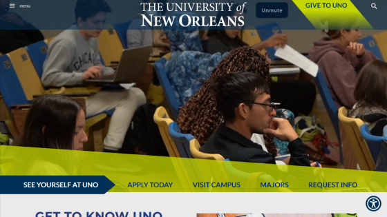 University of New Orleans homepage featuring students in a classroom setting and navigation options.