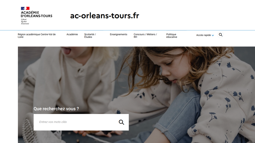 Homepage of ac-orleans-tours.fr featuring a search bar and children engaged in activities.