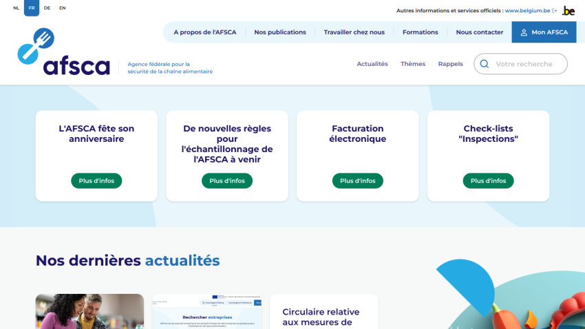 AFSCA homepage with navigation, announcements about AFSCA anniversary, new sampling rules, electronic invoicing, and inspection checklists.