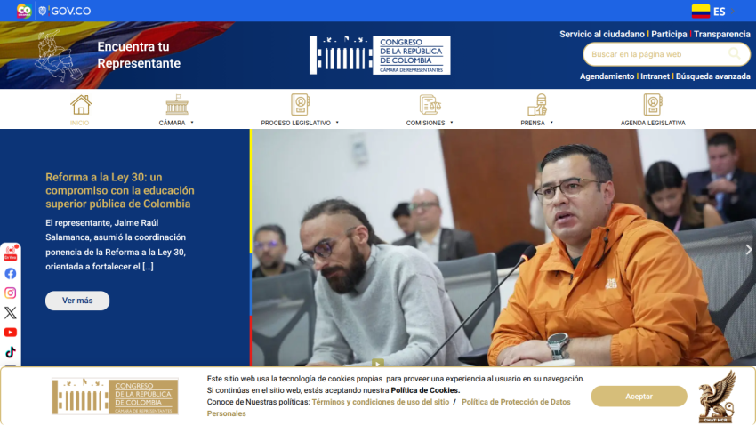 Colombian Congress website with navigation menu, search bar, and featured article on education reform with image of people in meeting