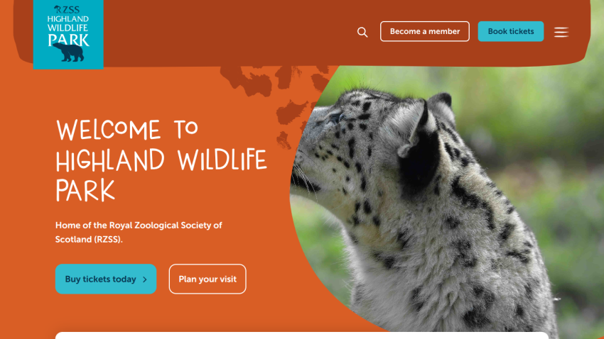 Highland Wildlife Park homepage with welcome text, ticket and visit planning buttons, and a snow leopard image