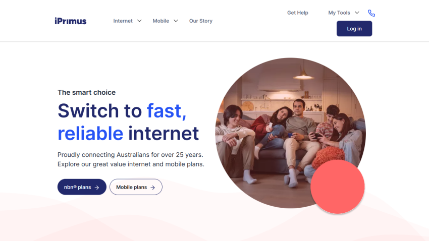 Homepage promoting fast, reliable internet with a family image and call-to-action buttons.