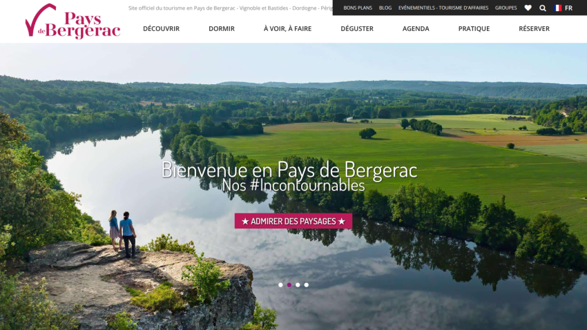 Tourism site for Pays de Bergerac with a river landscape and welcome message