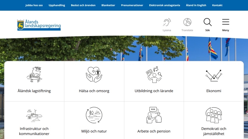 Government website with navigation links and icons for legislation, health, education, economy, infrastructure, environment, work, and democracy