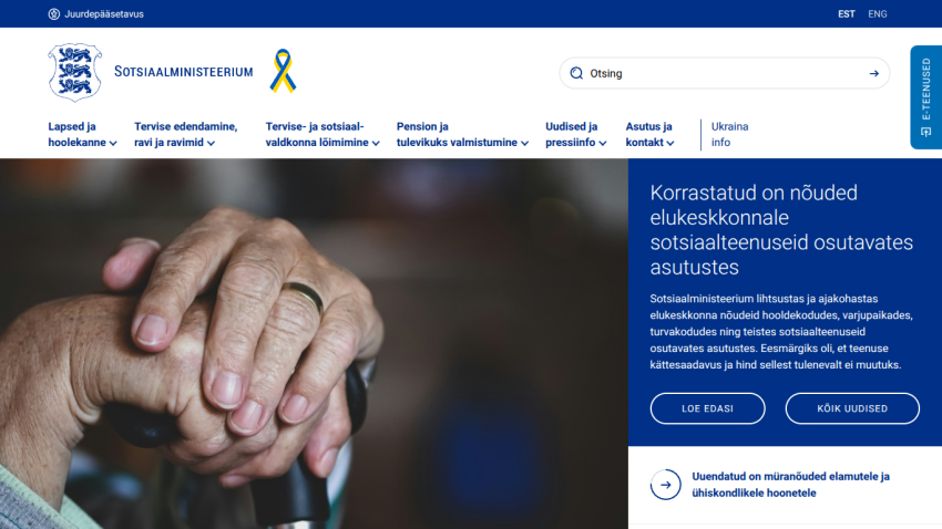 Estonian Ministry of Social Affairs homepage with navigation and news about social service environment requirements.