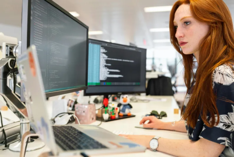 woman working in computer